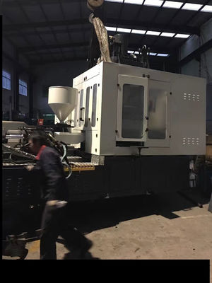 Vitesse de moulage 0 | 180 de vis de machine injection en plastique horizontale de chaise