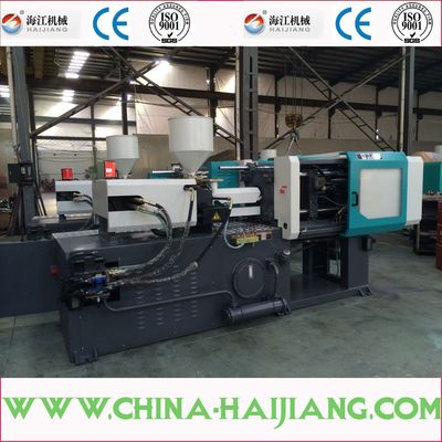 Machine de réception en plastique de moulage par injection de fabrication de cartons